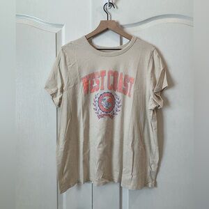 Old Navy EveryWear Crew Neck Graphic Tee